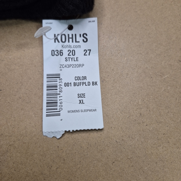 Croft & Barrow Black and White Pajama Set - Picture 4 of 4